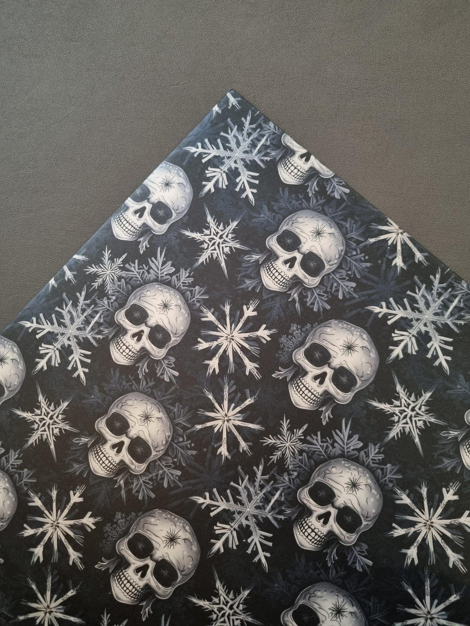 Kydex Skullflakes