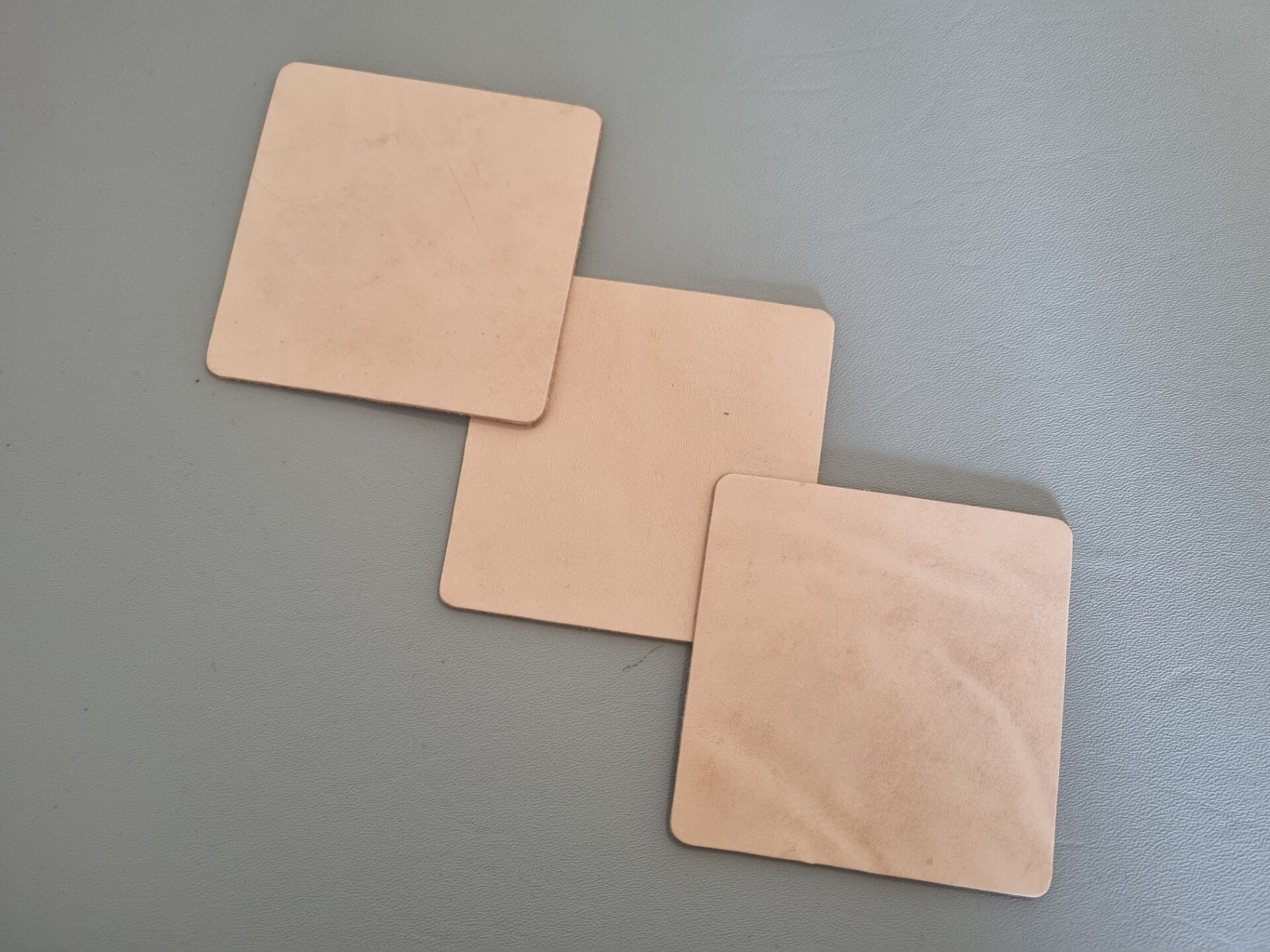 2 mm läderbit fyrkantig